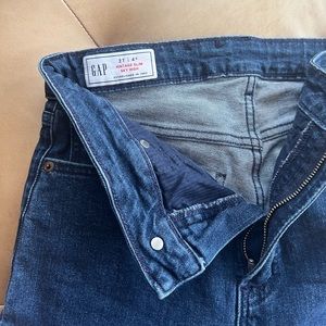 Gap vintage slim sky high jeans size 4 short